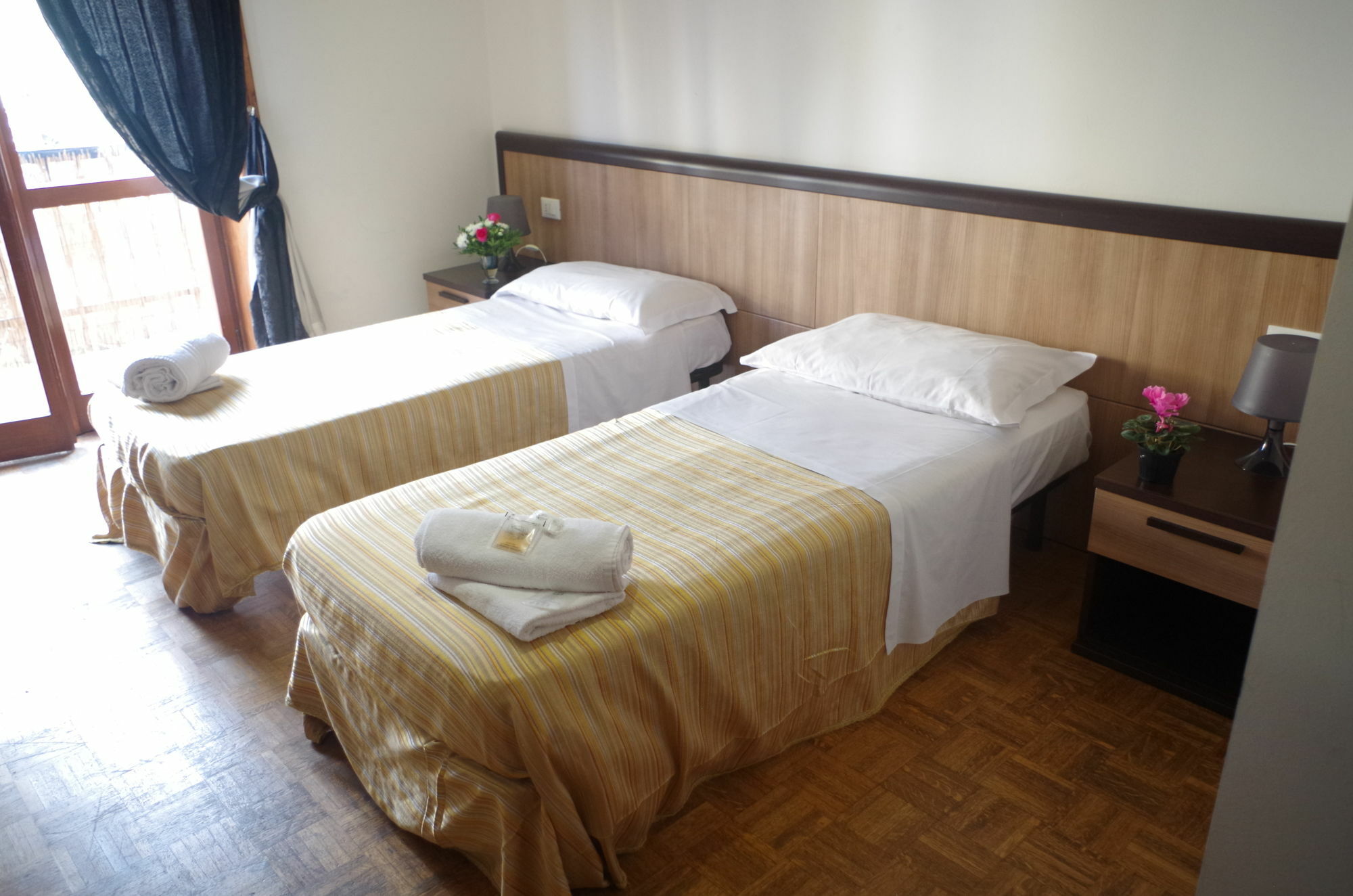 Euro Inn B&B Mailand Exterior foto